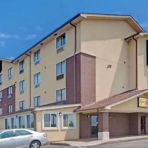Super 8 By Wyndham Nashville/ Dntn/ Opryland Area Hotel Nashville